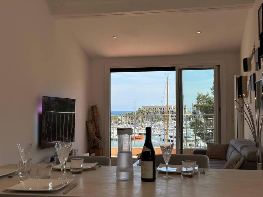 Apartament L'Atelier Marin Sur Le Port Des Marines Cogolin Zewnętrze zdjęcie