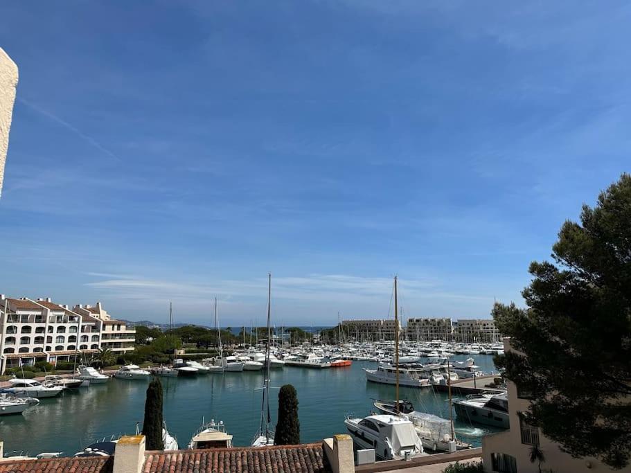 Apartament L'Atelier Marin Sur Le Port Des Marines Cogolin Zewnętrze zdjęcie